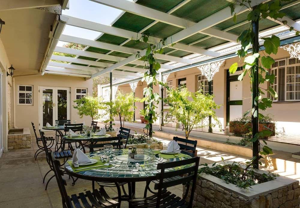 Protea Hotel By Marriott Dorpshuis & Spa Стеленбош Екстериор снимка