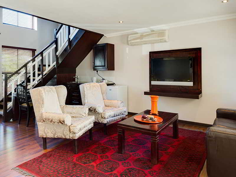 Protea Hotel By Marriott Dorpshuis & Spa Стеленбош Екстериор снимка